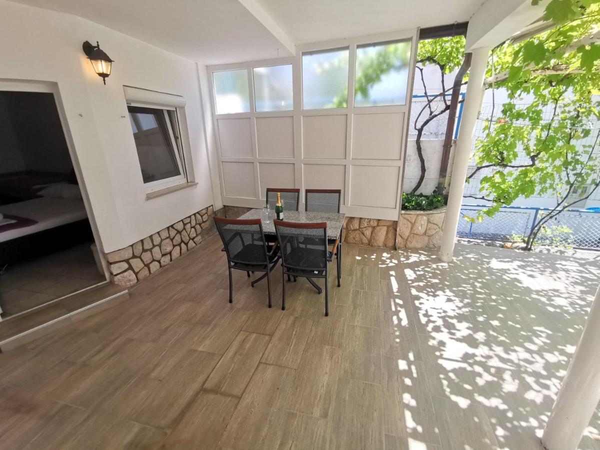 Apartments Niko Dramalj Ngoại thất bức ảnh